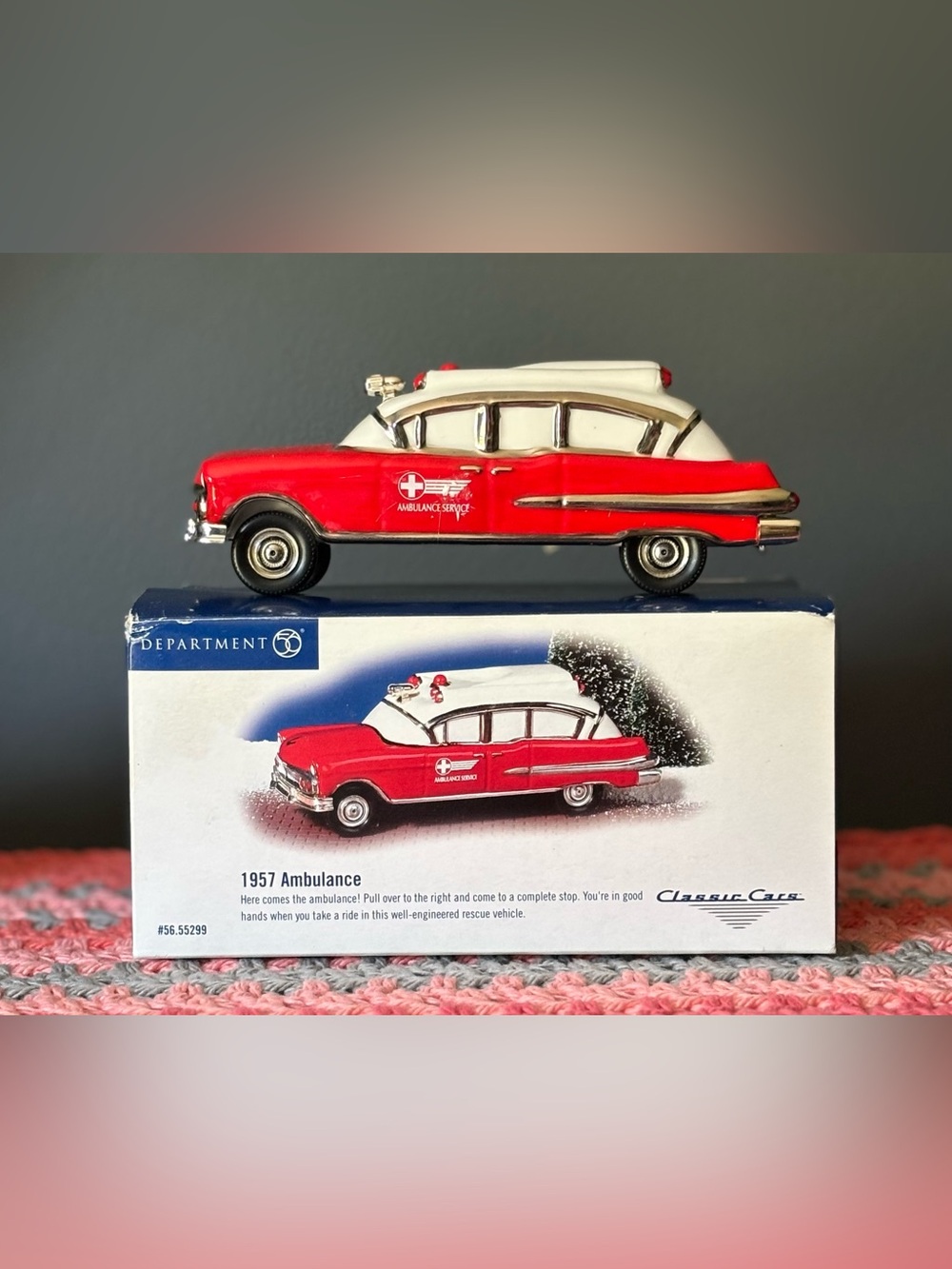 Dept. 56 Snow Village Classic Cars 1957 Ambulance-NIB